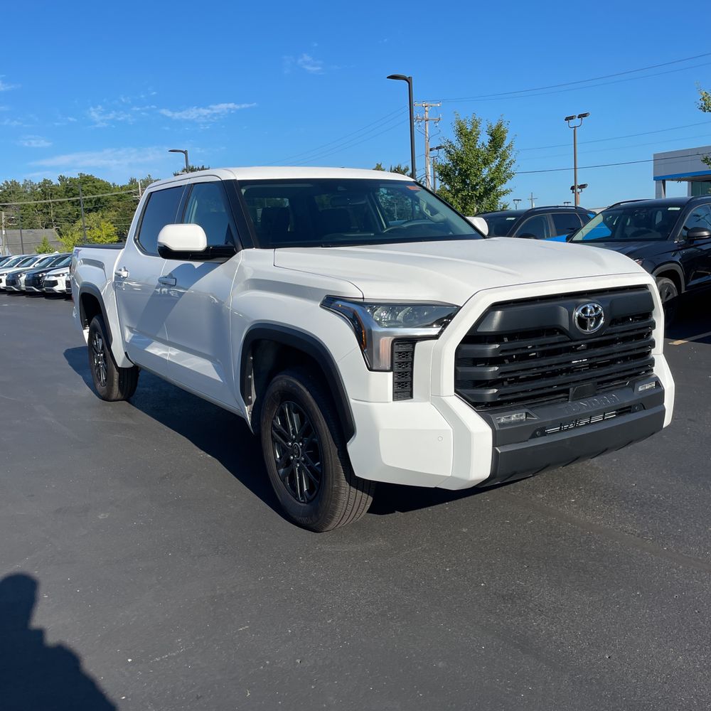 2024 Toyota Tundra SR5