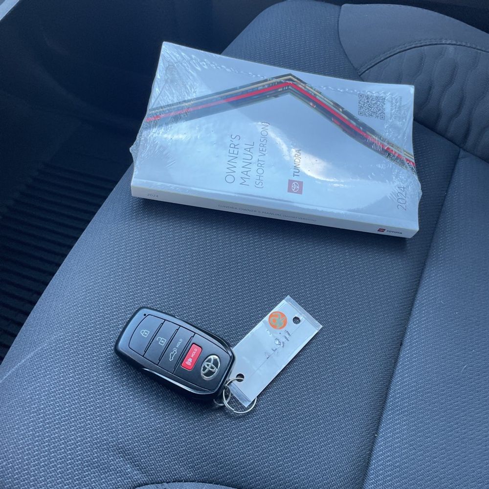 2024 Toyota Tundra SR5