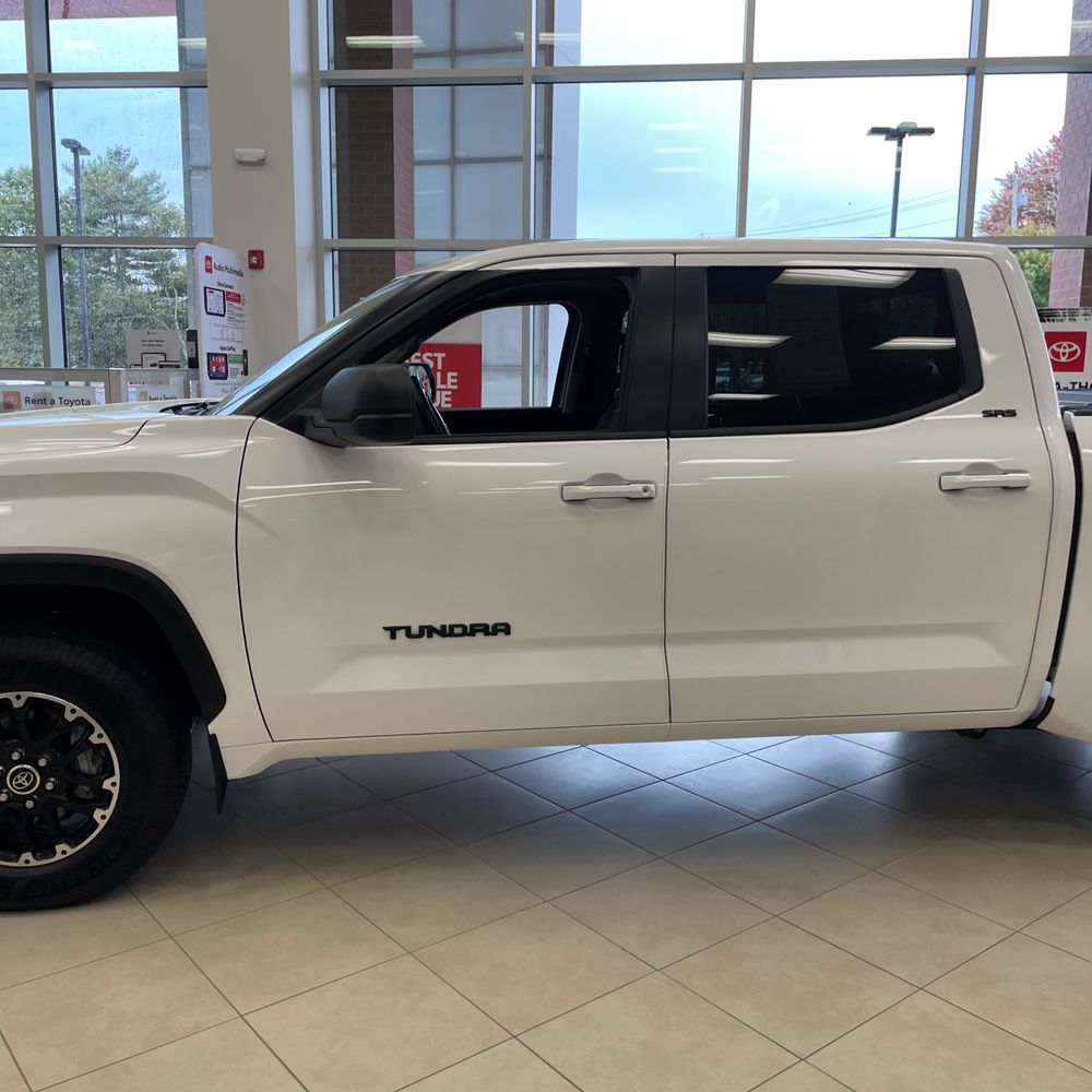 2024 Toyota Tundra SR5