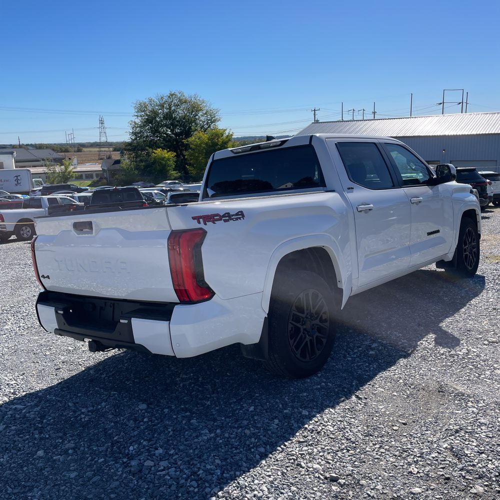 2024 Toyota Tundra SR5