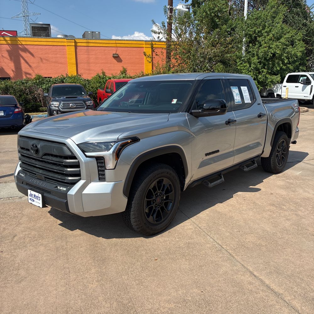 2023 Toyota Tundra SR5