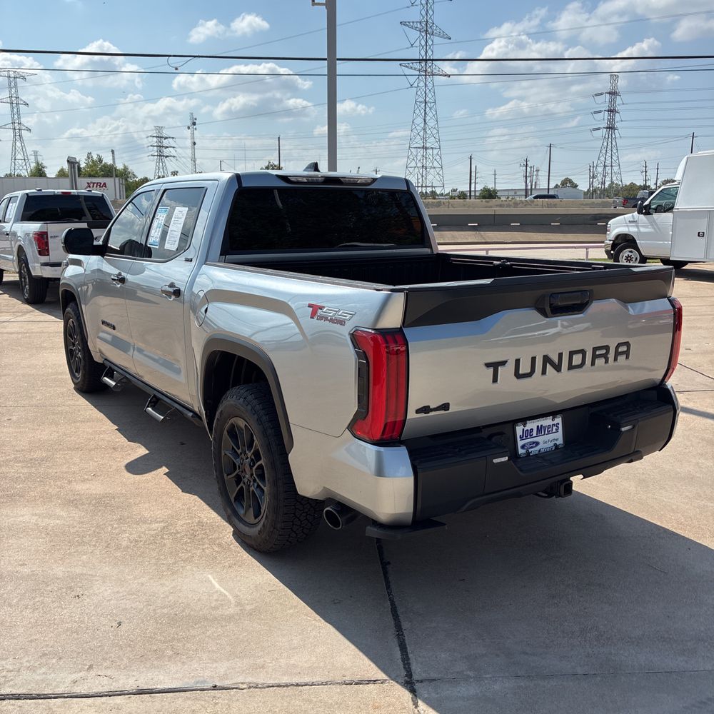 2023 Toyota Tundra SR5