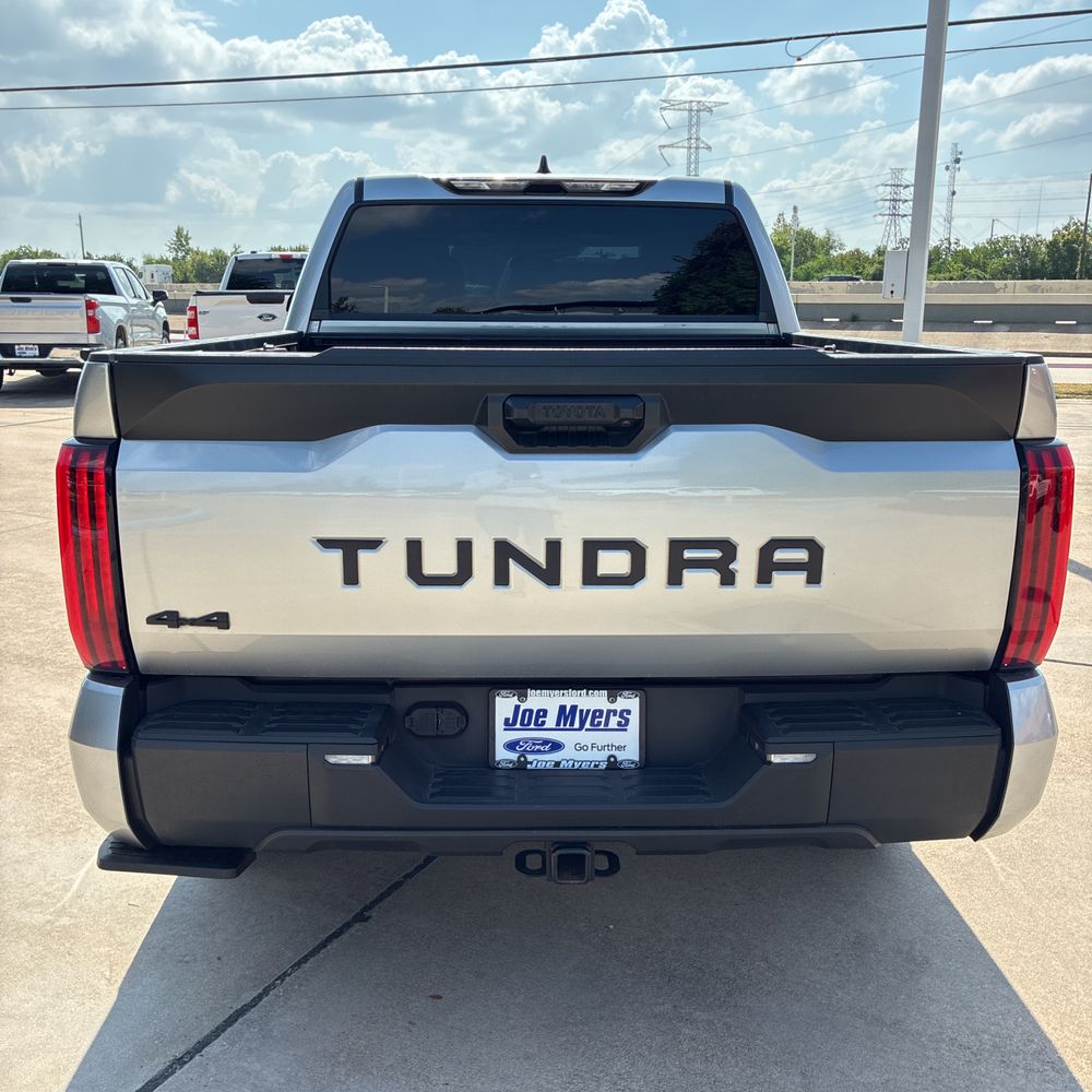 2023 Toyota Tundra SR5
