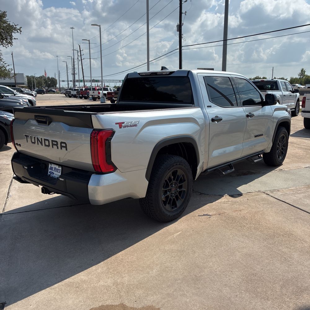 2023 Toyota Tundra SR5