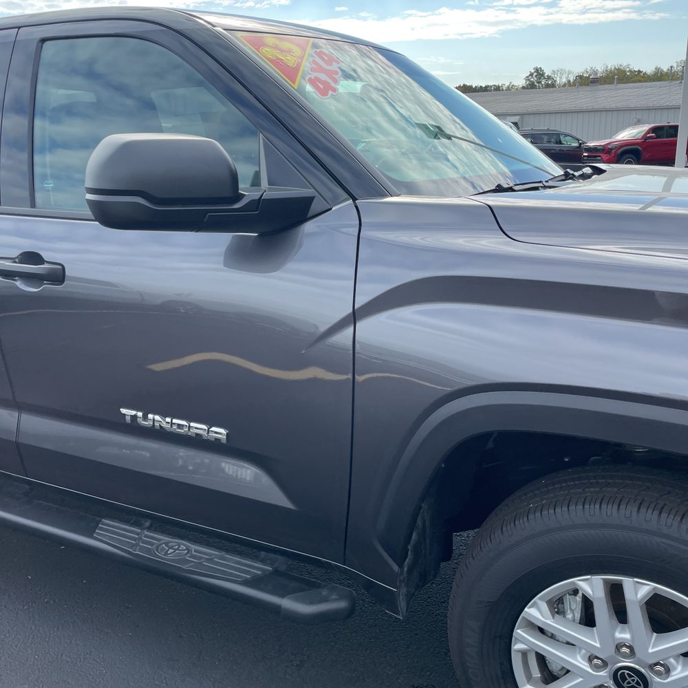 2023 Toyota Tundra SR5