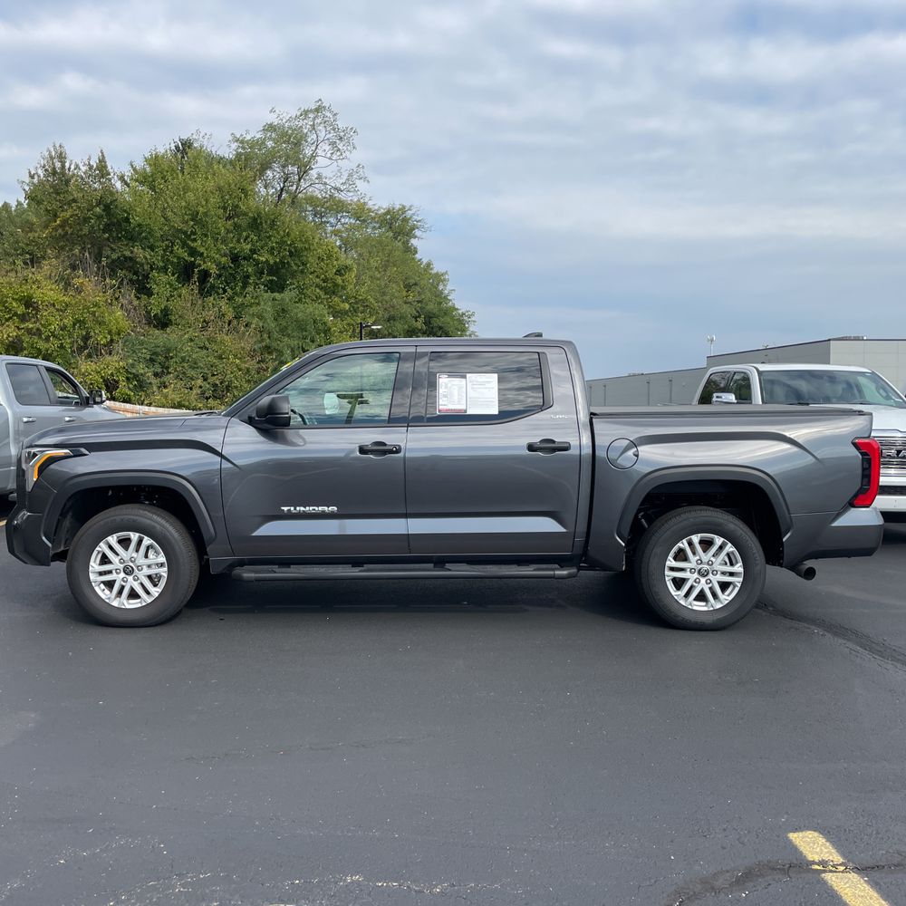 2023 Toyota Tundra SR5