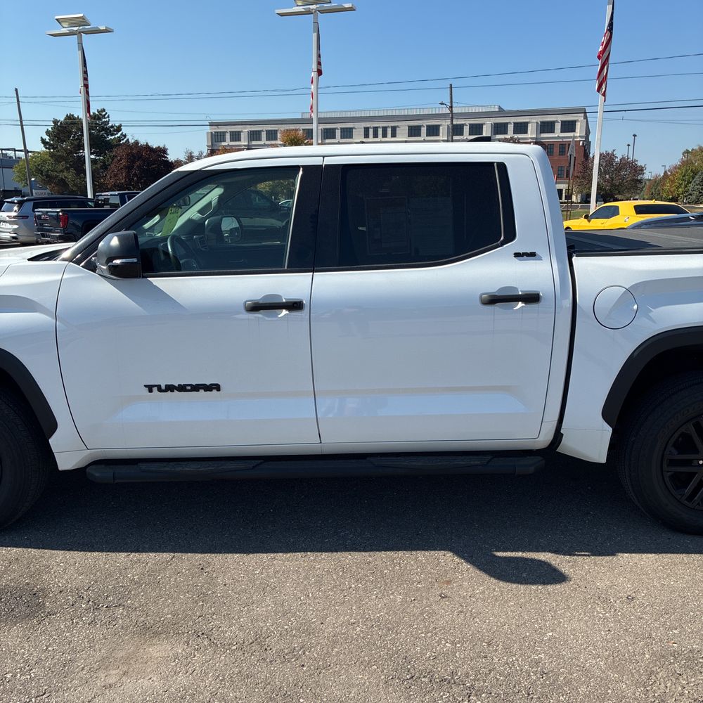 2022 Toyota Tundra SR5