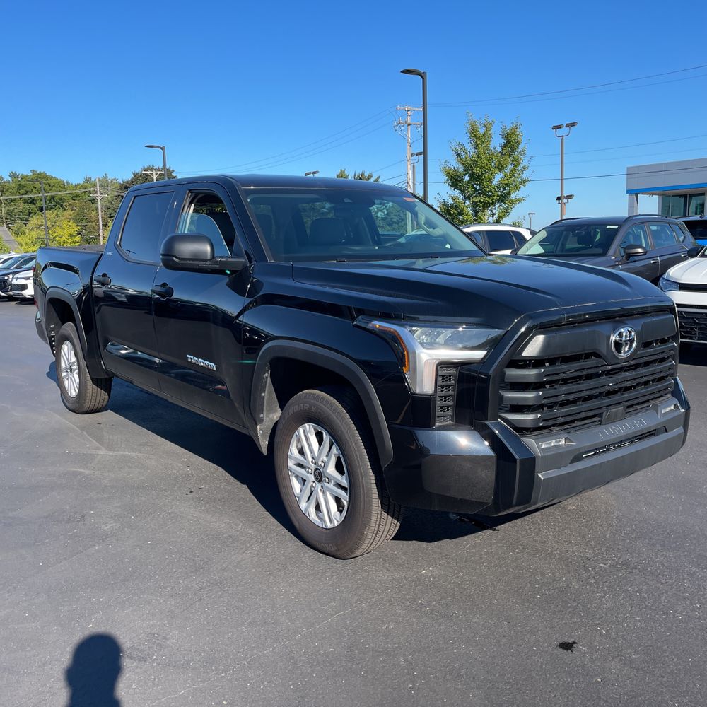 2024 Toyota Tundra SR5