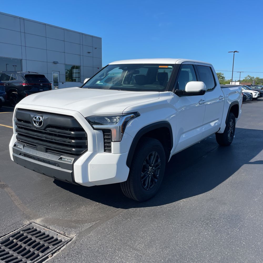 2024 Toyota Tundra SR5