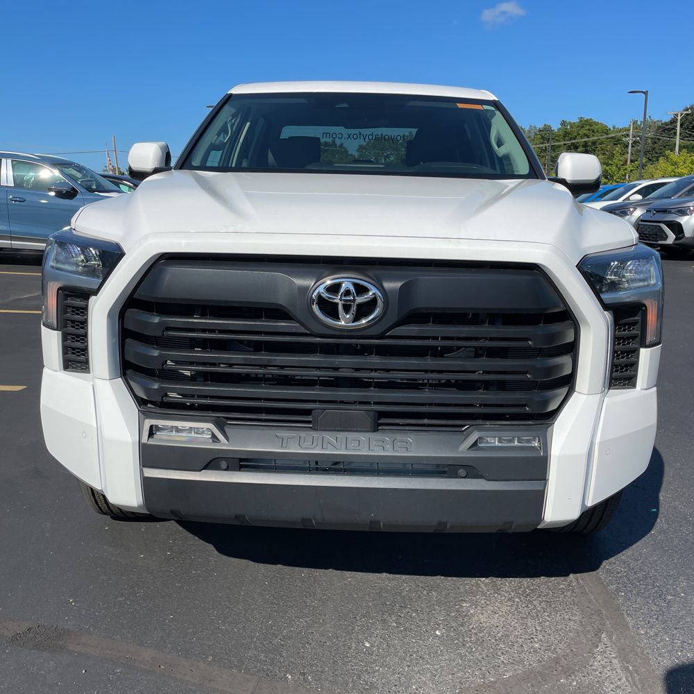 2024 Toyota Tundra SR5