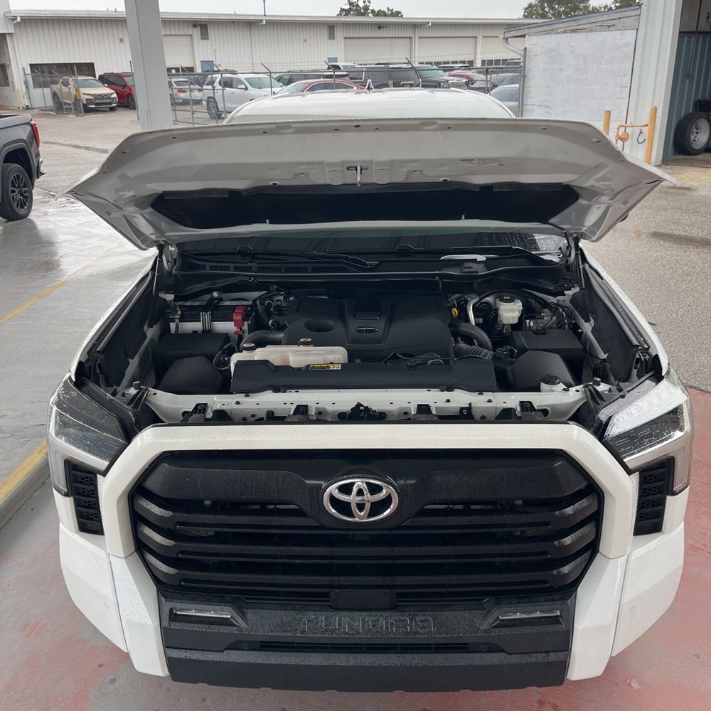 2022 Toyota Tundra SR5