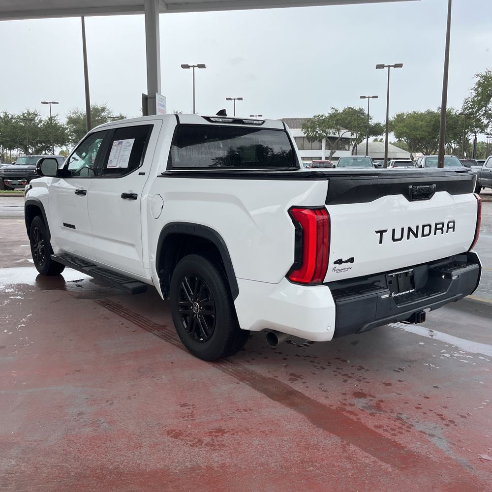 2022 Toyota Tundra SR5