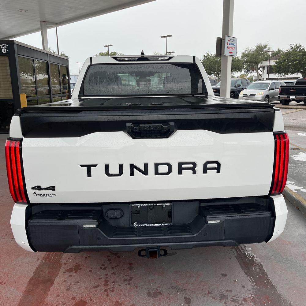 2022 Toyota Tundra SR5