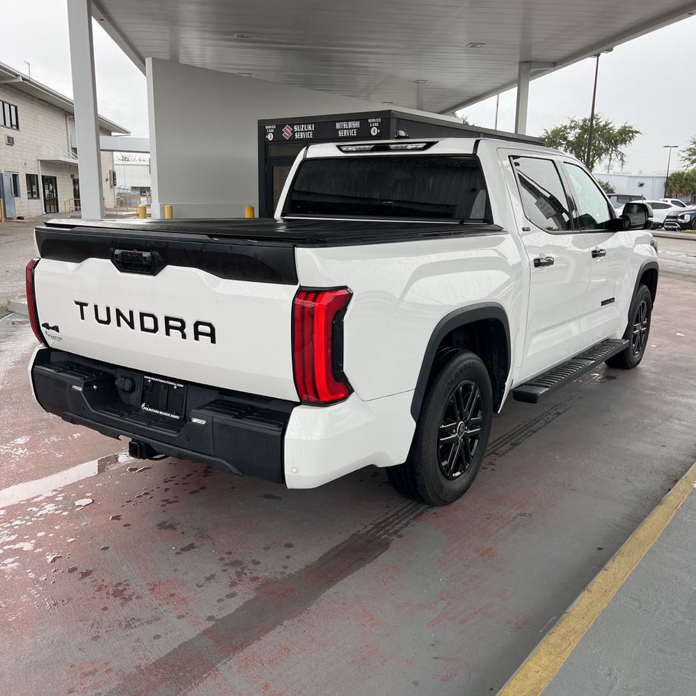 2022 Toyota Tundra SR5