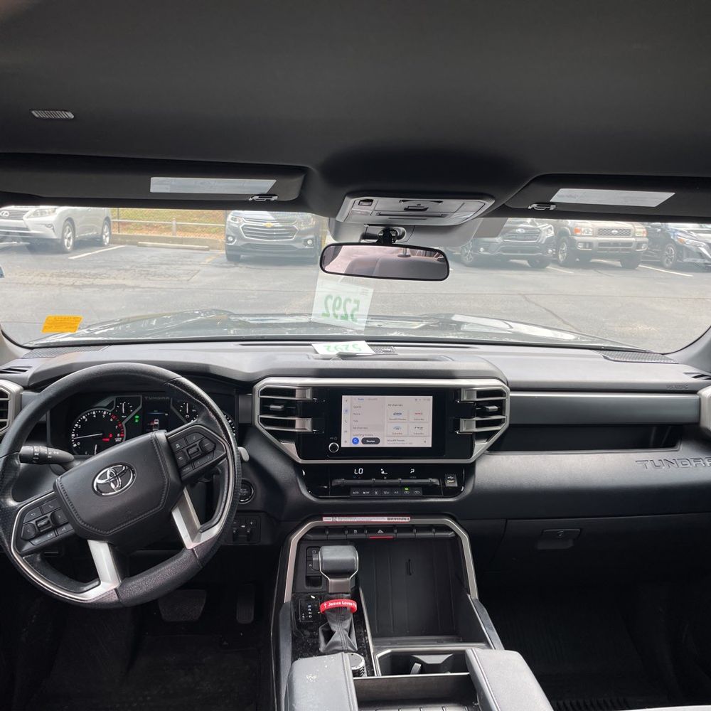 2025 Toyota Tundra SR5