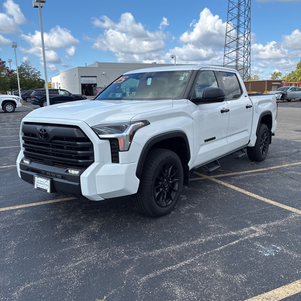 2025 Toyota Tundra SR5
