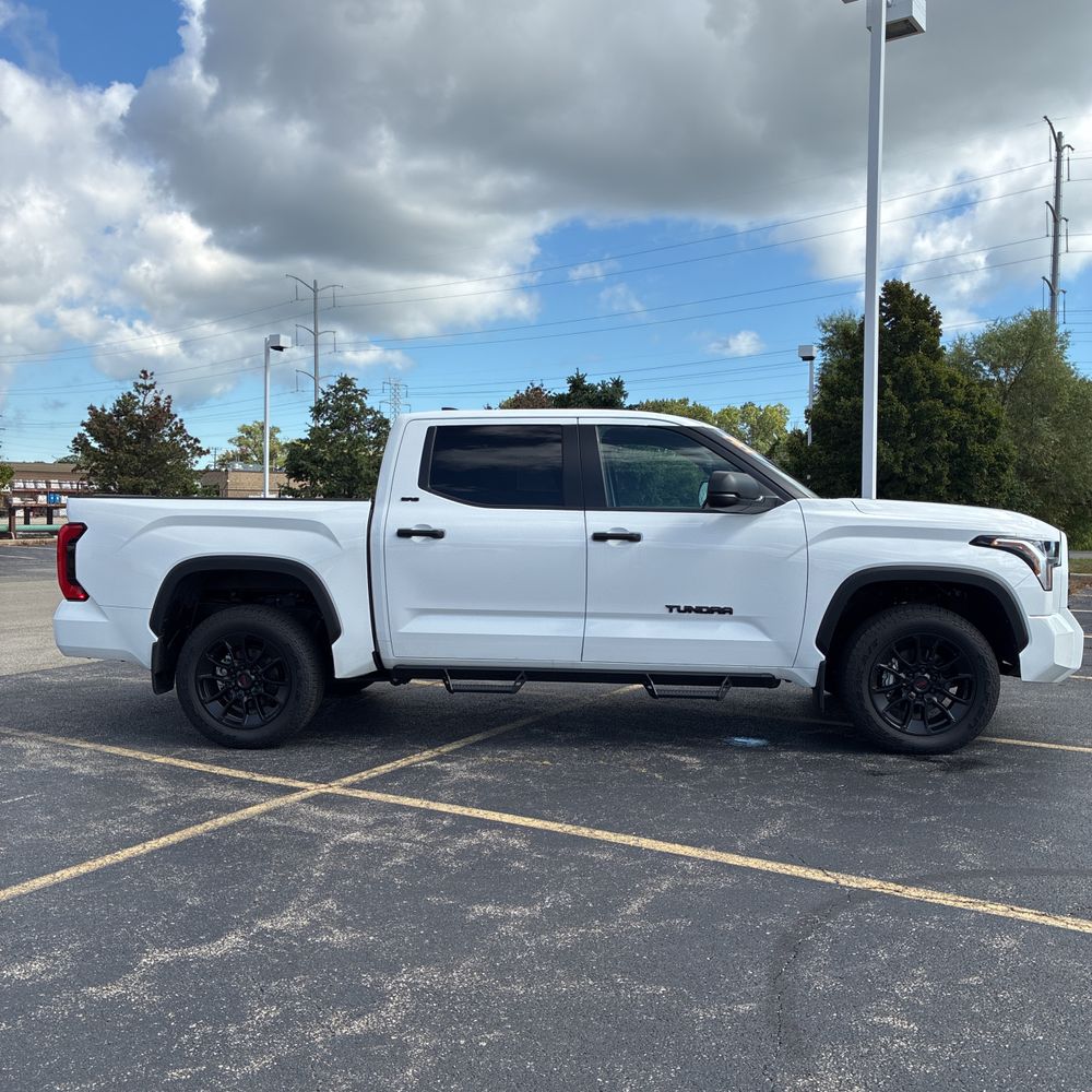 2025 Toyota Tundra SR5