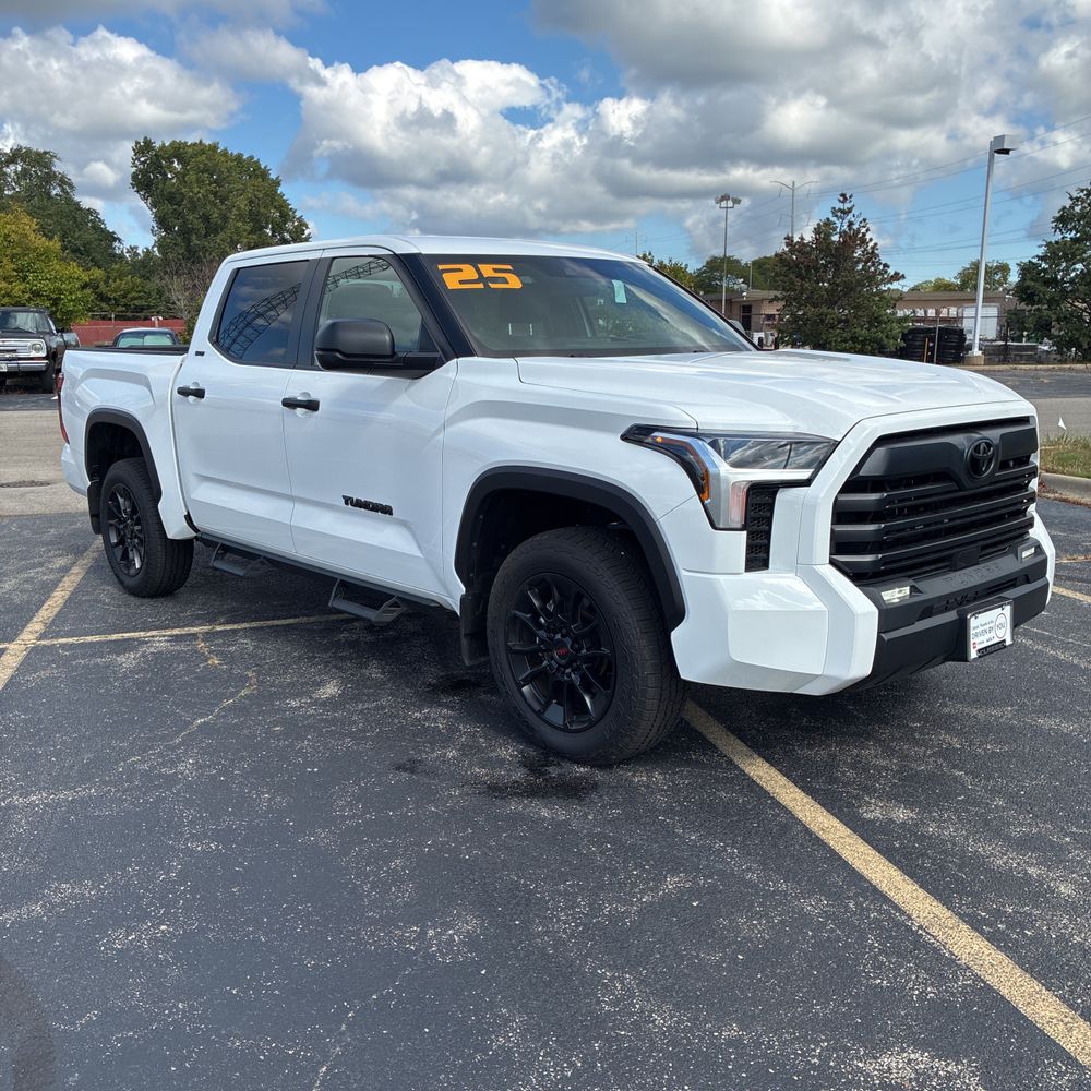 2025 Toyota Tundra SR5