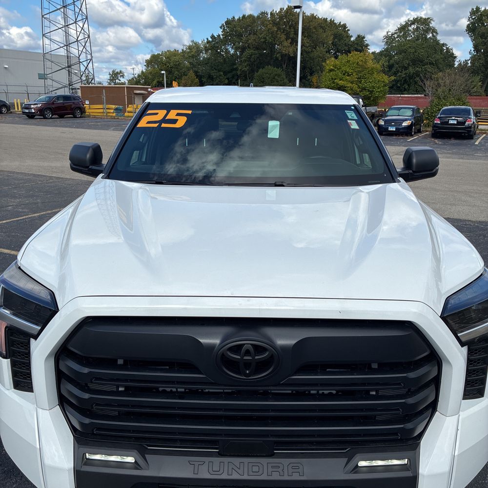 2025 Toyota Tundra SR5