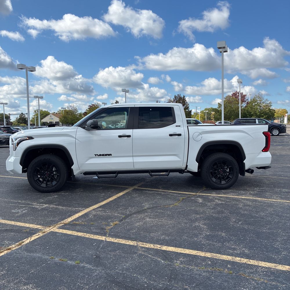 2025 Toyota Tundra SR5