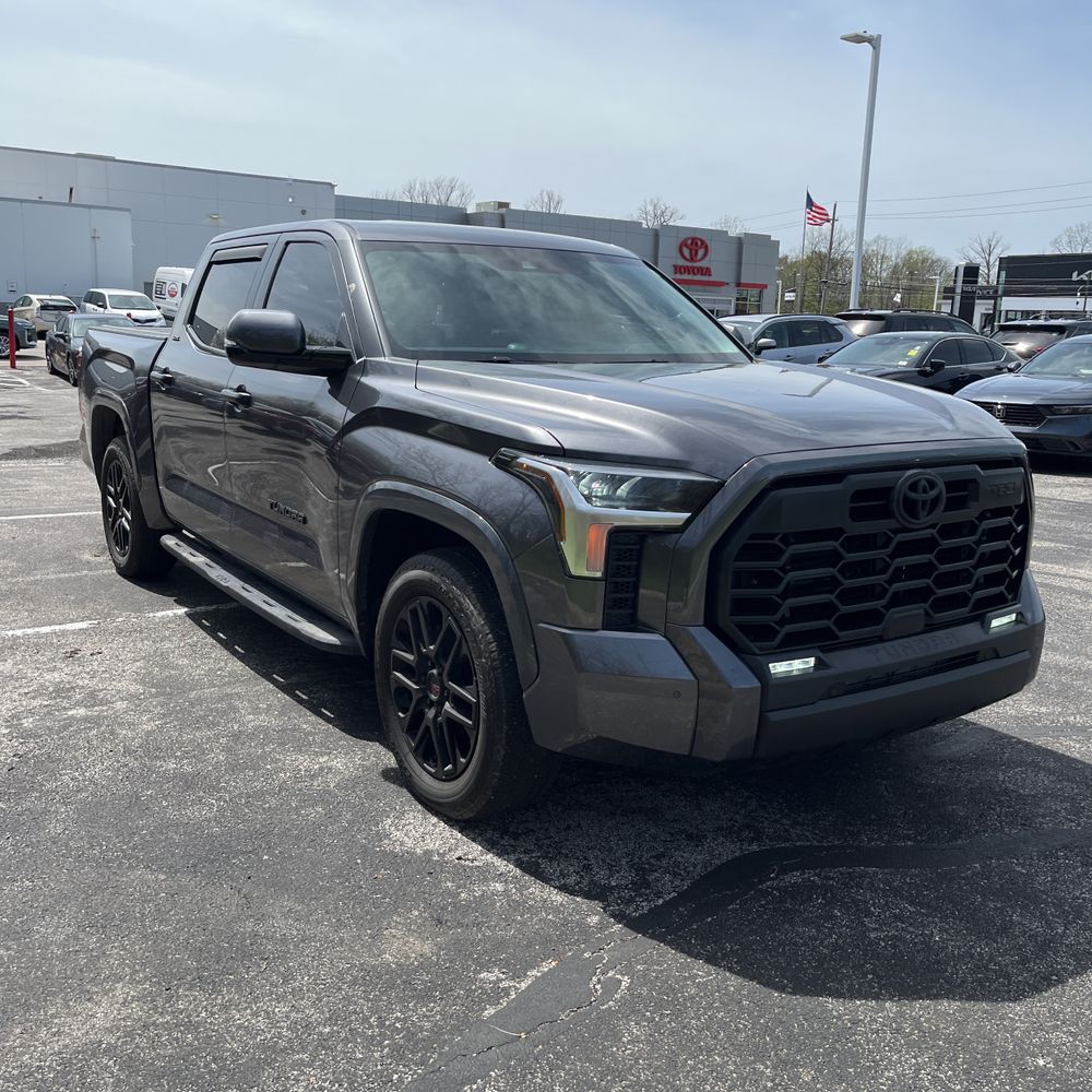 2024 Toyota Tundra SR5