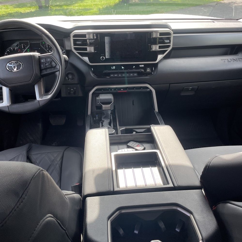 2025 Toyota Tundra SR5
