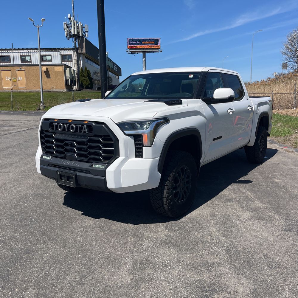 2024 Toyota Tundra SR5