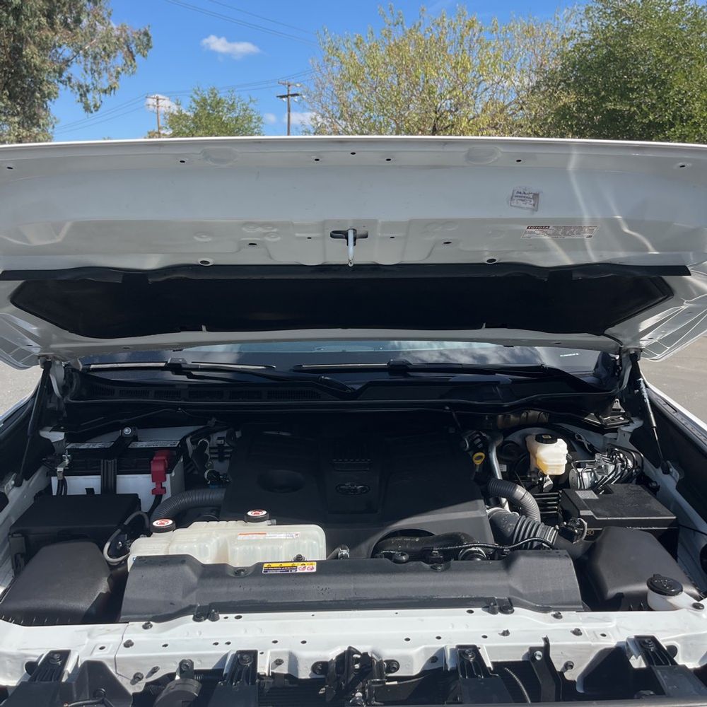 2022 Toyota Tundra SR5