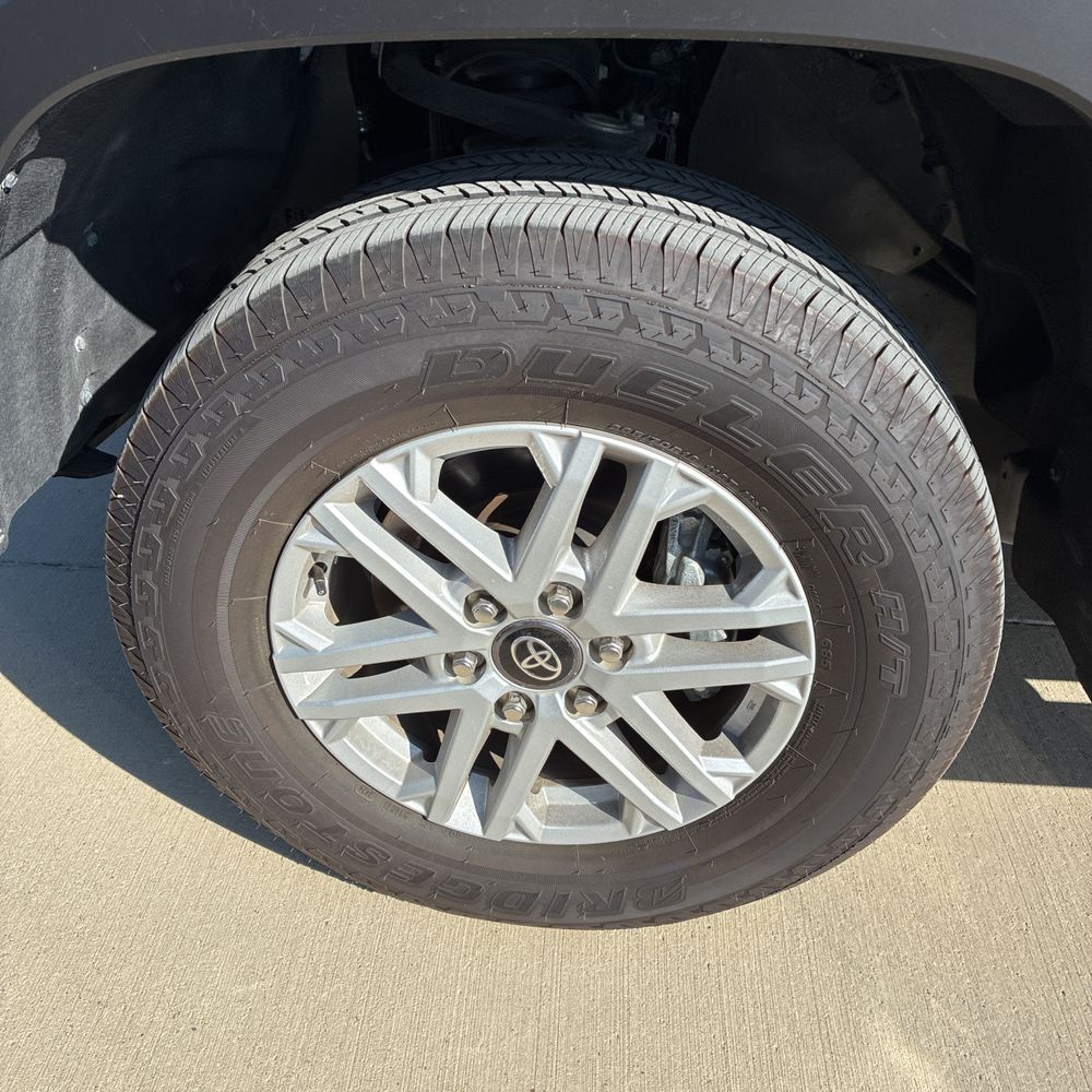 2025 Toyota Tundra SR5