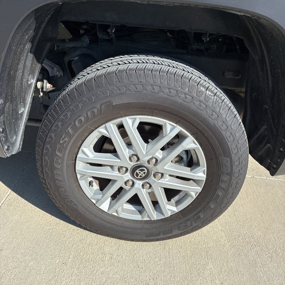 2025 Toyota Tundra SR5