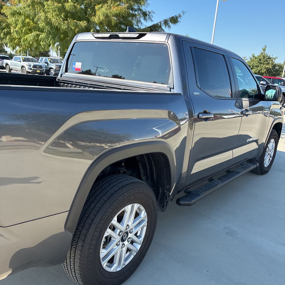 2025 Toyota Tundra SR5
