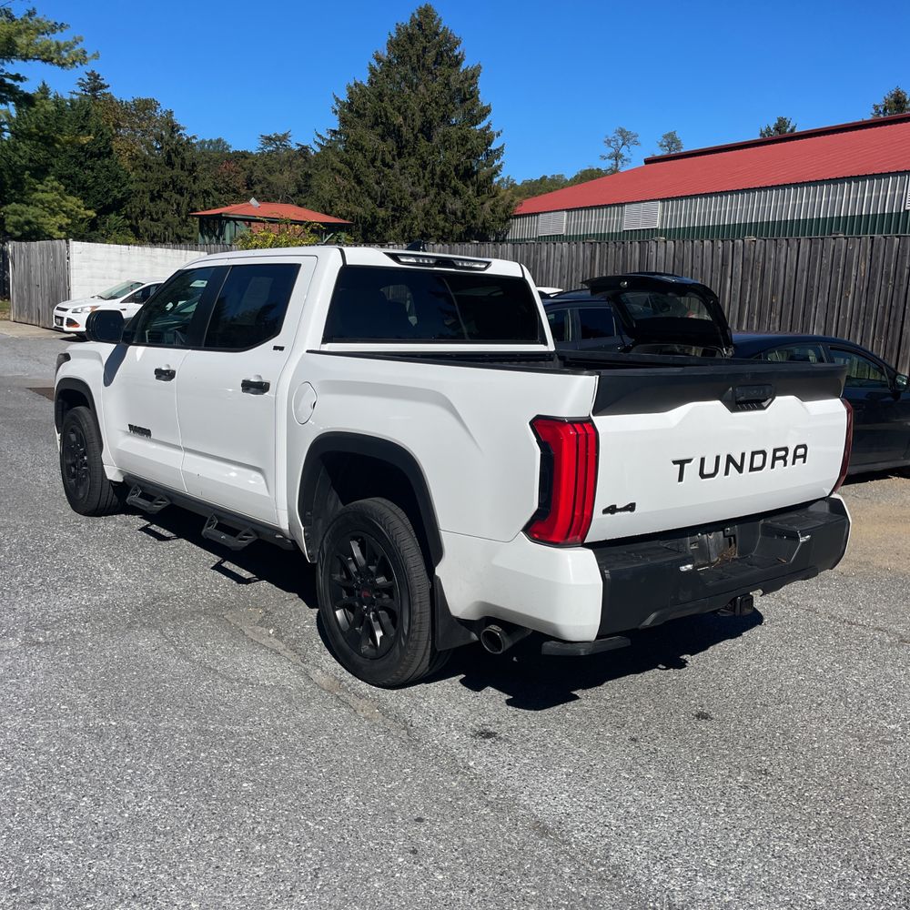 2024 Toyota Tundra SR5