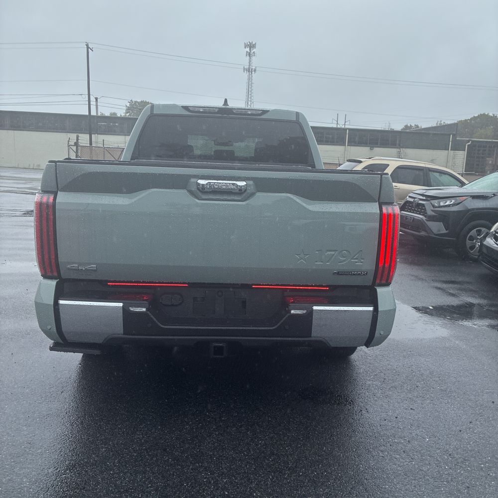 2025 Toyota Tundra 1794 Edition HV