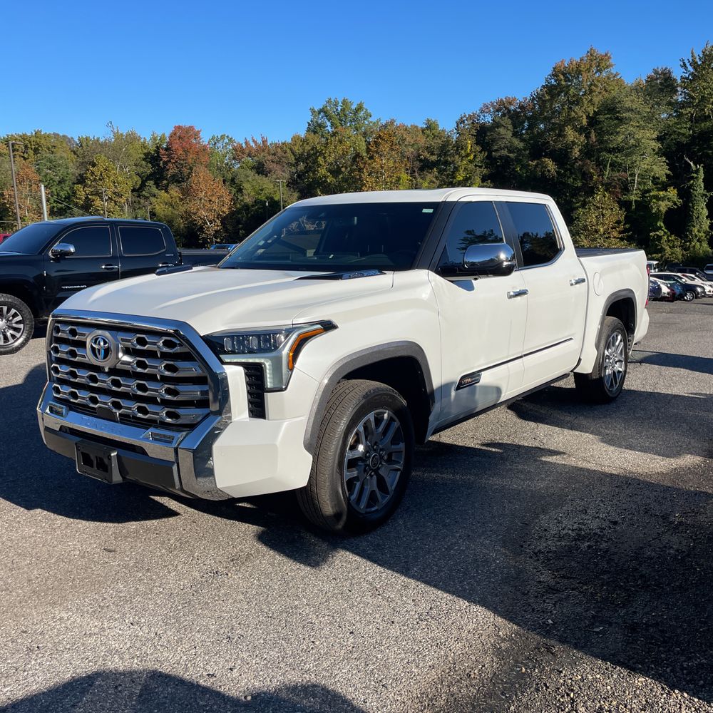 2024 Toyota Tundra 1794 Edition HV