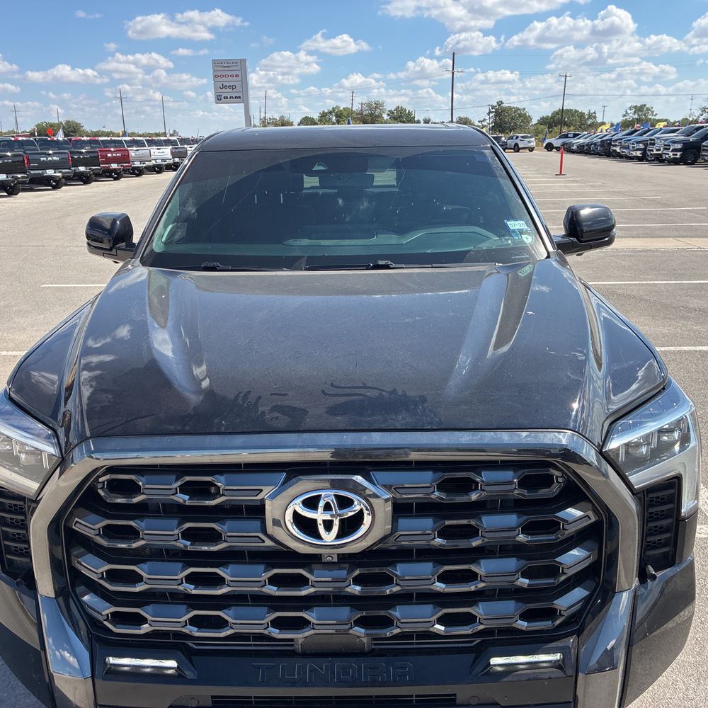 2022 Toyota Tundra Platinum