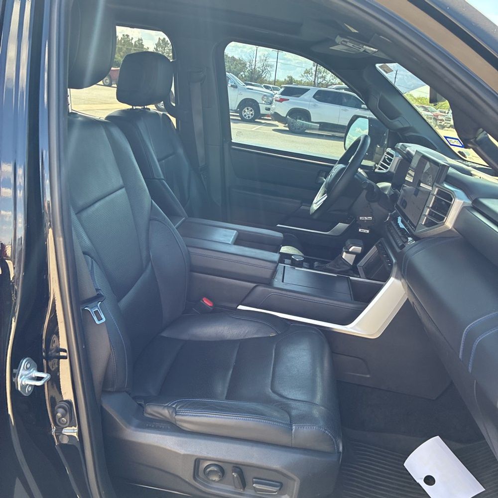 2022 Toyota Tundra Platinum