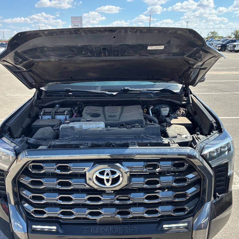 2022 Toyota Tundra Platinum