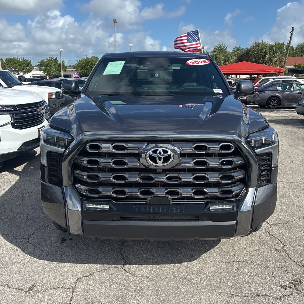 2025 Toyota Tundra Platinum