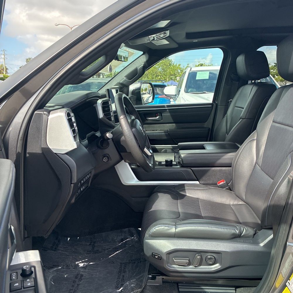 2025 Toyota Tundra Platinum