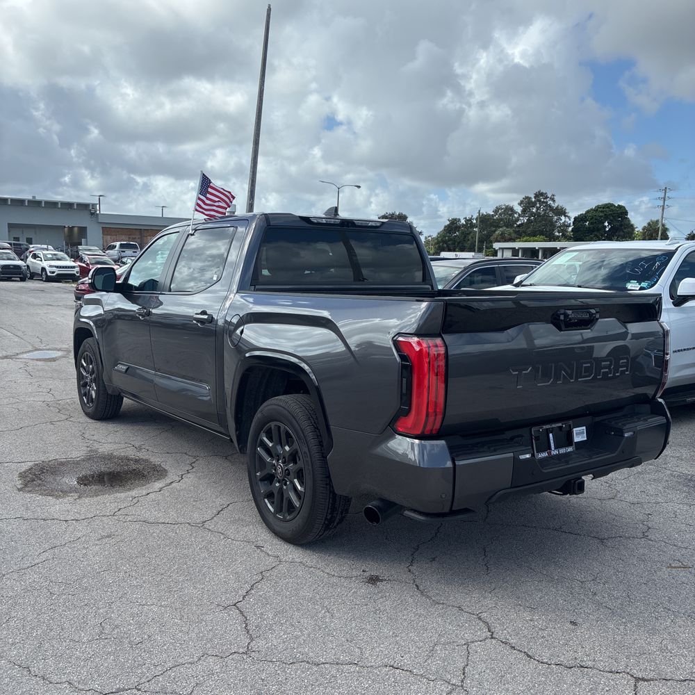 2025 Toyota Tundra Platinum