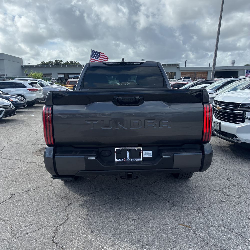 2025 Toyota Tundra Platinum