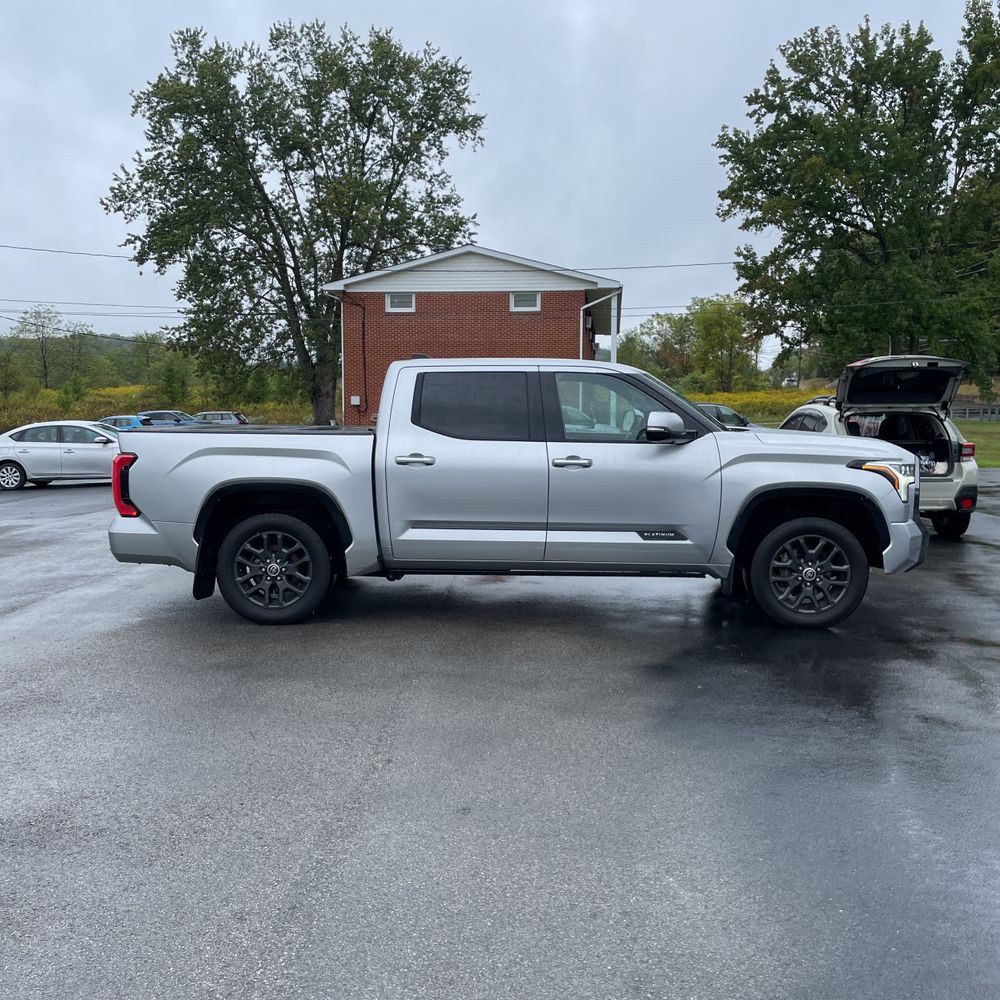 2023 Toyota Tundra Platinum
