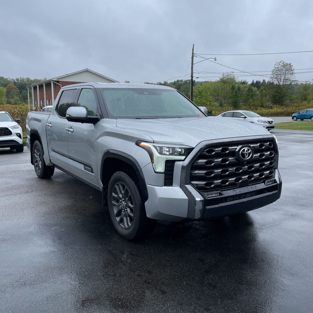 2023 Toyota Tundra Platinum