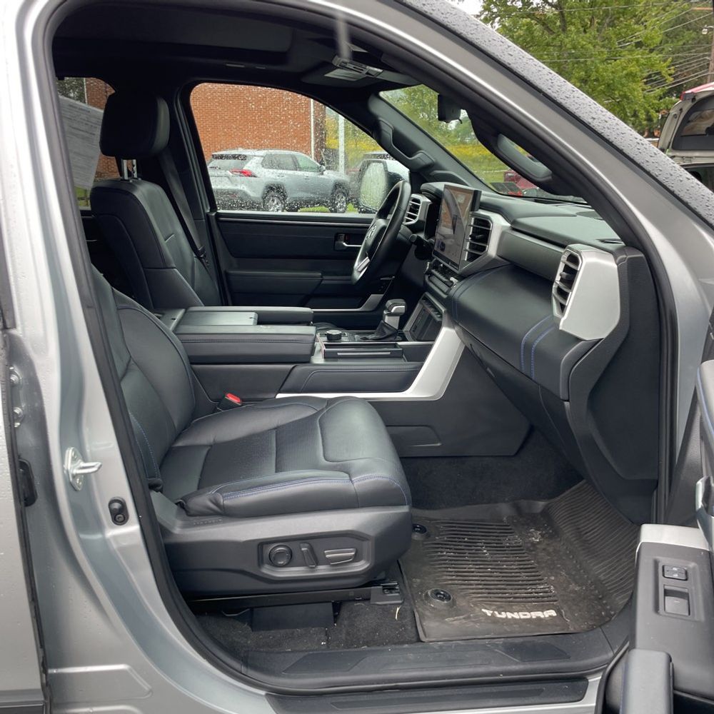 2023 Toyota Tundra Platinum