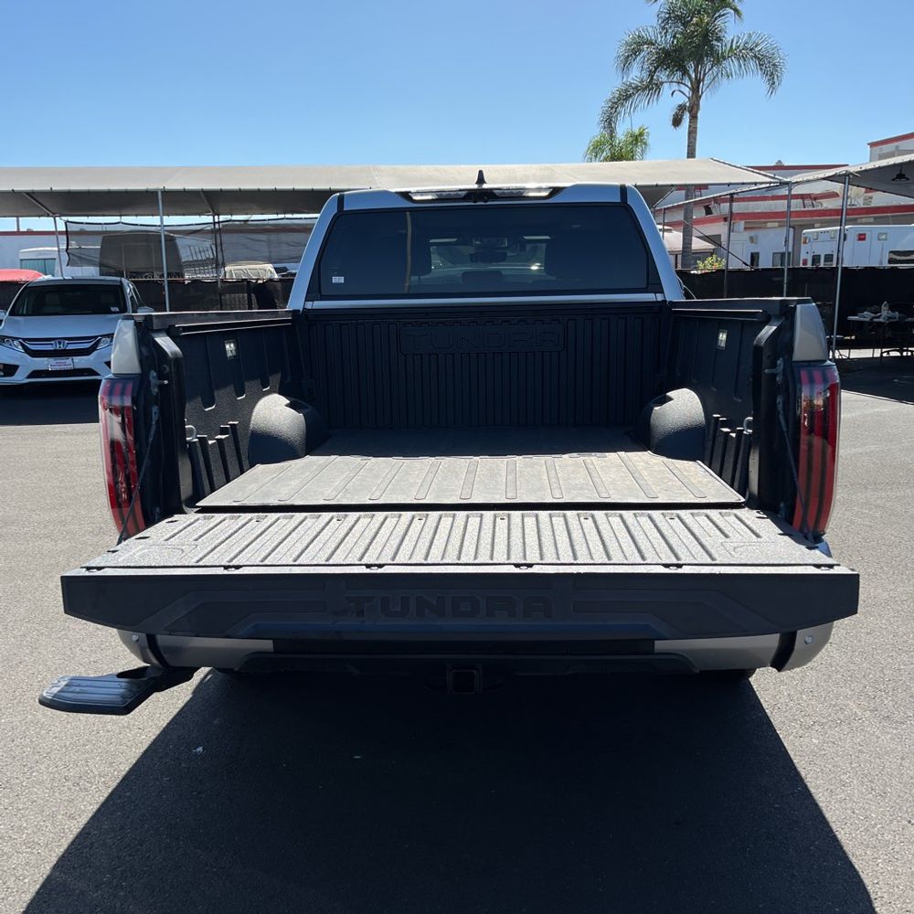 2023 Toyota Tundra Platinum