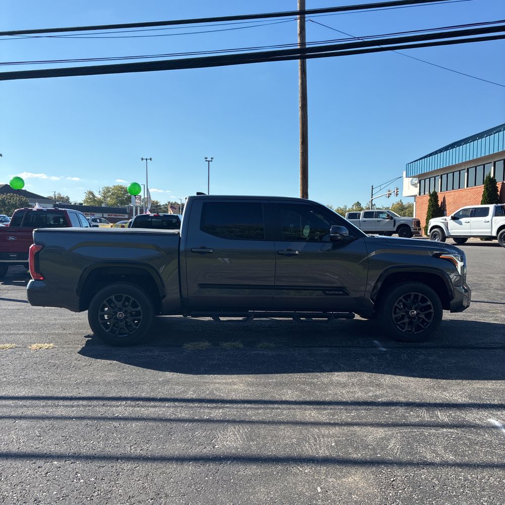 2024 Toyota Tundra Platinum