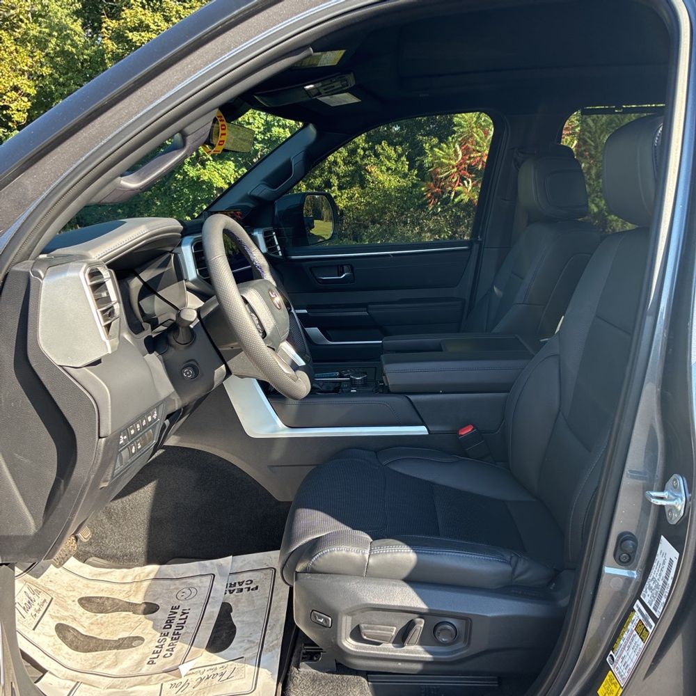 2024 Toyota Tundra Platinum