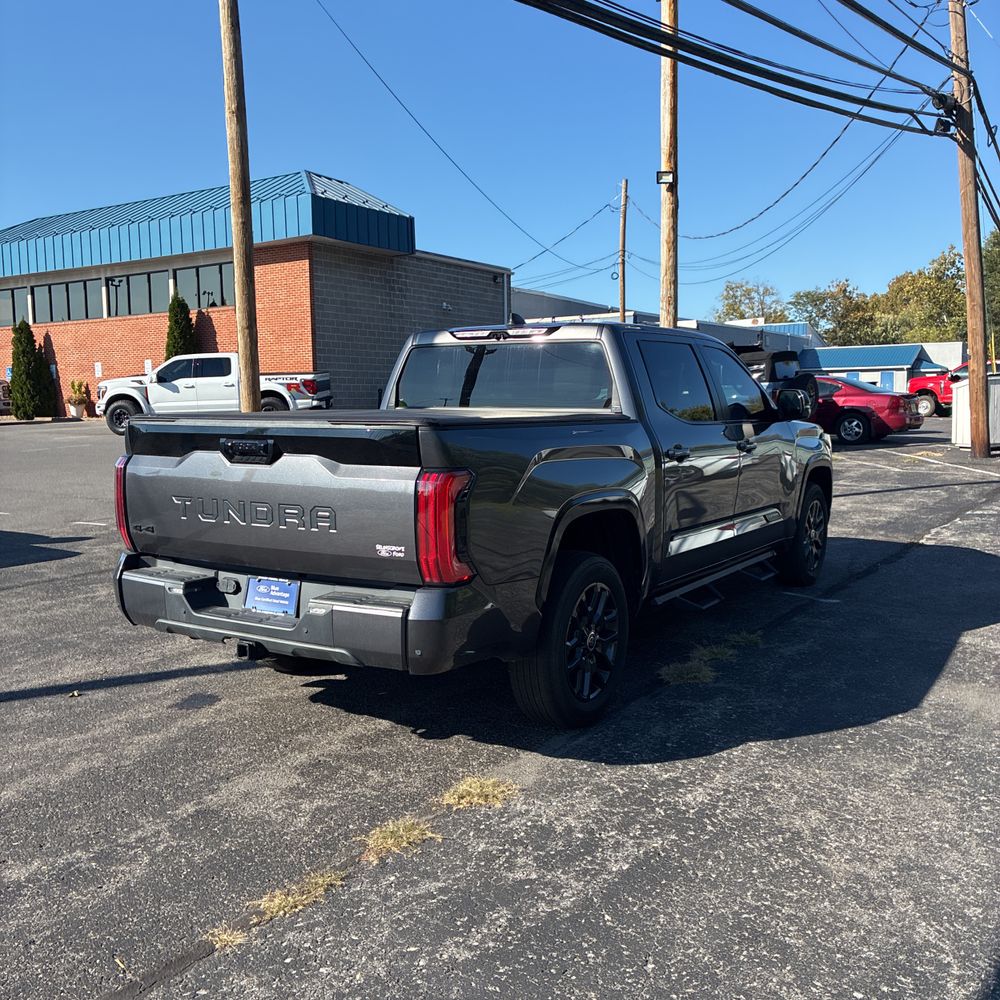 2024 Toyota Tundra Platinum