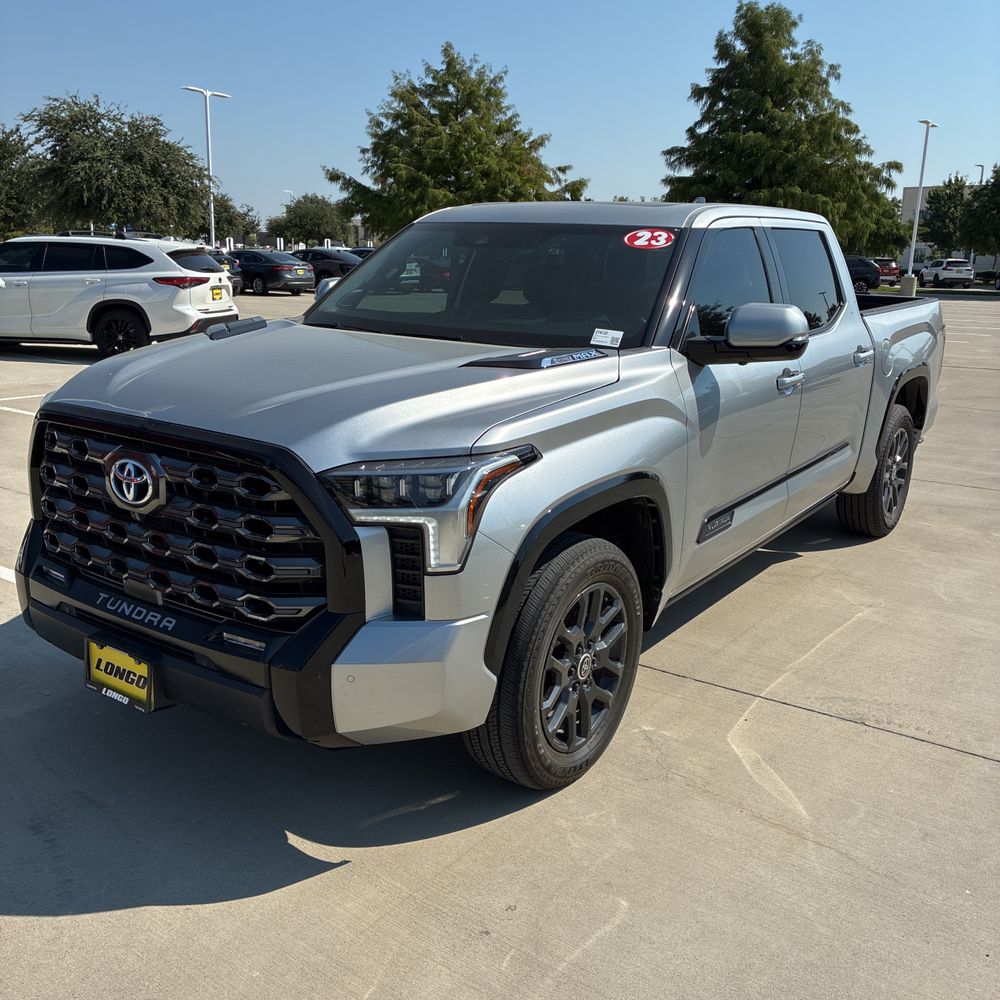 2023 Toyota Tundra Platinum HV