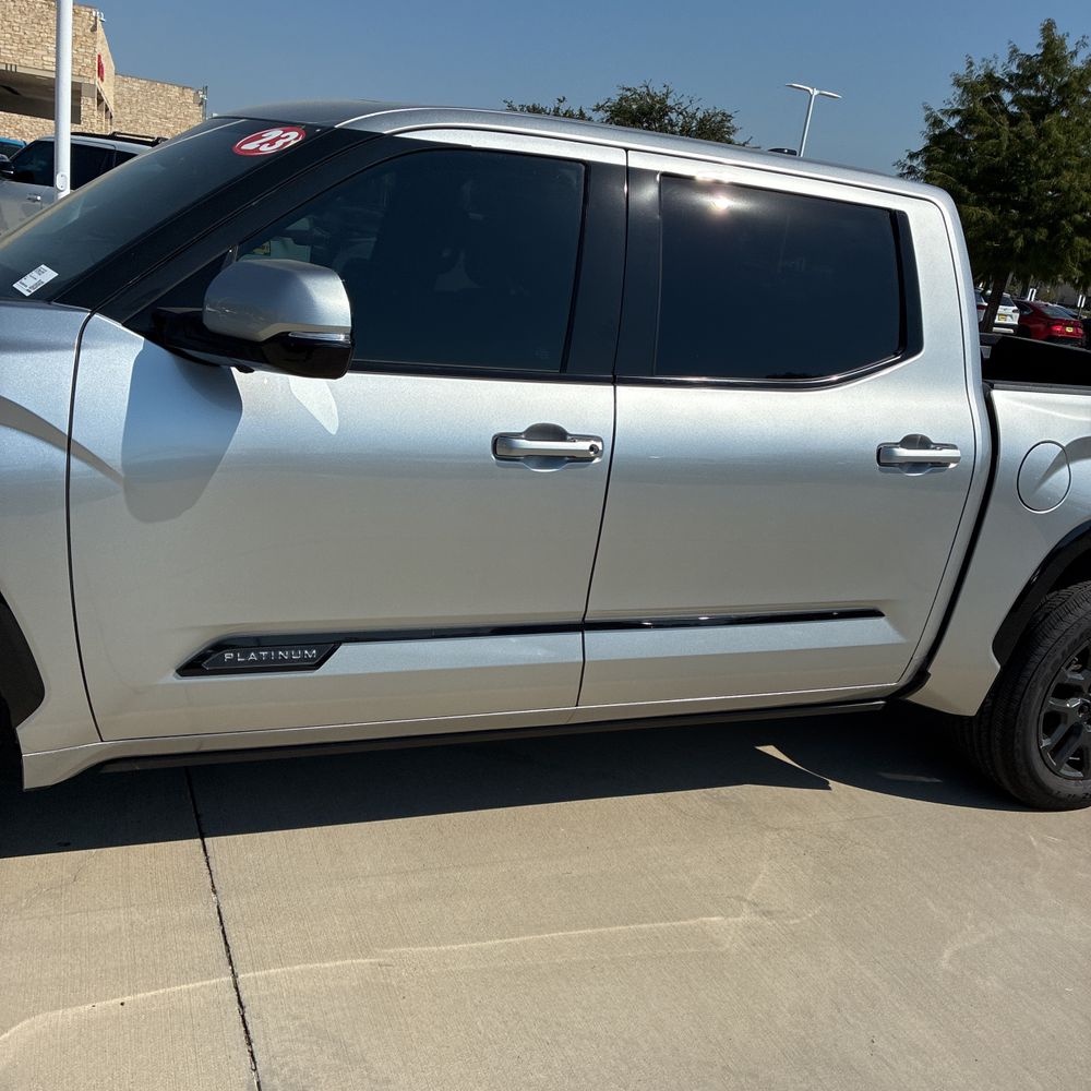2023 Toyota Tundra Platinum HV
